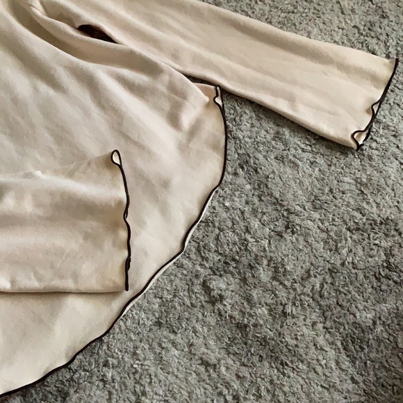 Studio M Hoodie - Picture 4 of 4